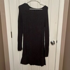 Woman’s long sweater dress Banana Republic size small